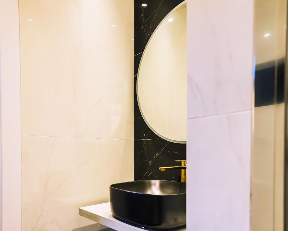 Marmur Luxury Room Лечче Экстерьер фото
